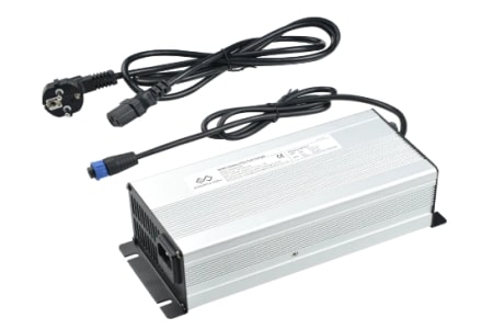 ePropulsion Spirit snel oplader - Epropulsion spirit sneloplader 9 - Spirit oplader S