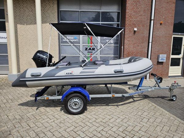 Kewi 360 Rubberboot + Suzuki 15PK + Trailer (2022) - Kewi 360 rubberboot suzuki 15pk trailer 1 - Kewi 360 + Suzuki 15pk