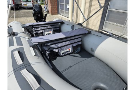 Kewi 360 Rubberboot + Suzuki 15PK + Trailer (2022) - Kewi 360 rubberboot suzuki 15pk trailer 7 - Kewi 360 + Suzuki 15pk